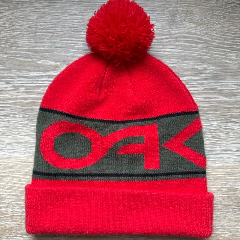 Oakley Men's Red Hat